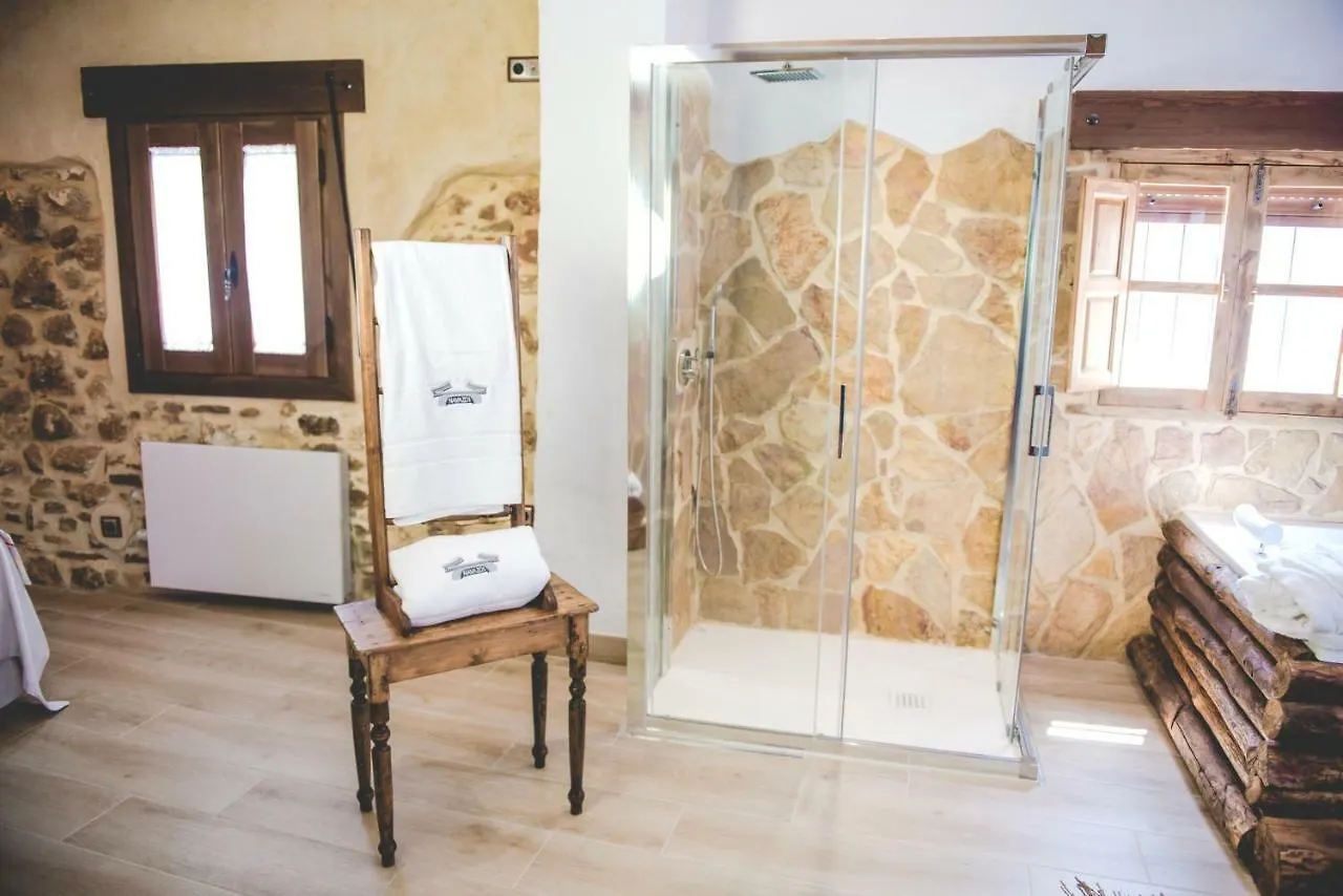 Gospodarstwo wiejskie Pensjonat Navazos Loft Benaocaz Hiszpania
